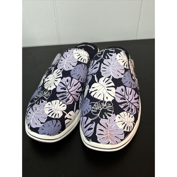 Clarks Cloudsteppers women's breeze shore Canvas Slip-on Mules shoes Lavender 7 - Picture 2 of 9